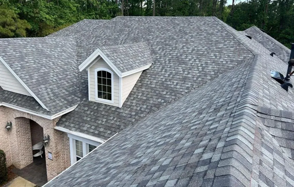 Asphalt shingle roof in Troy, Michigan